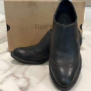 Born Woman Comfort Shoes Wingtips Size US 7